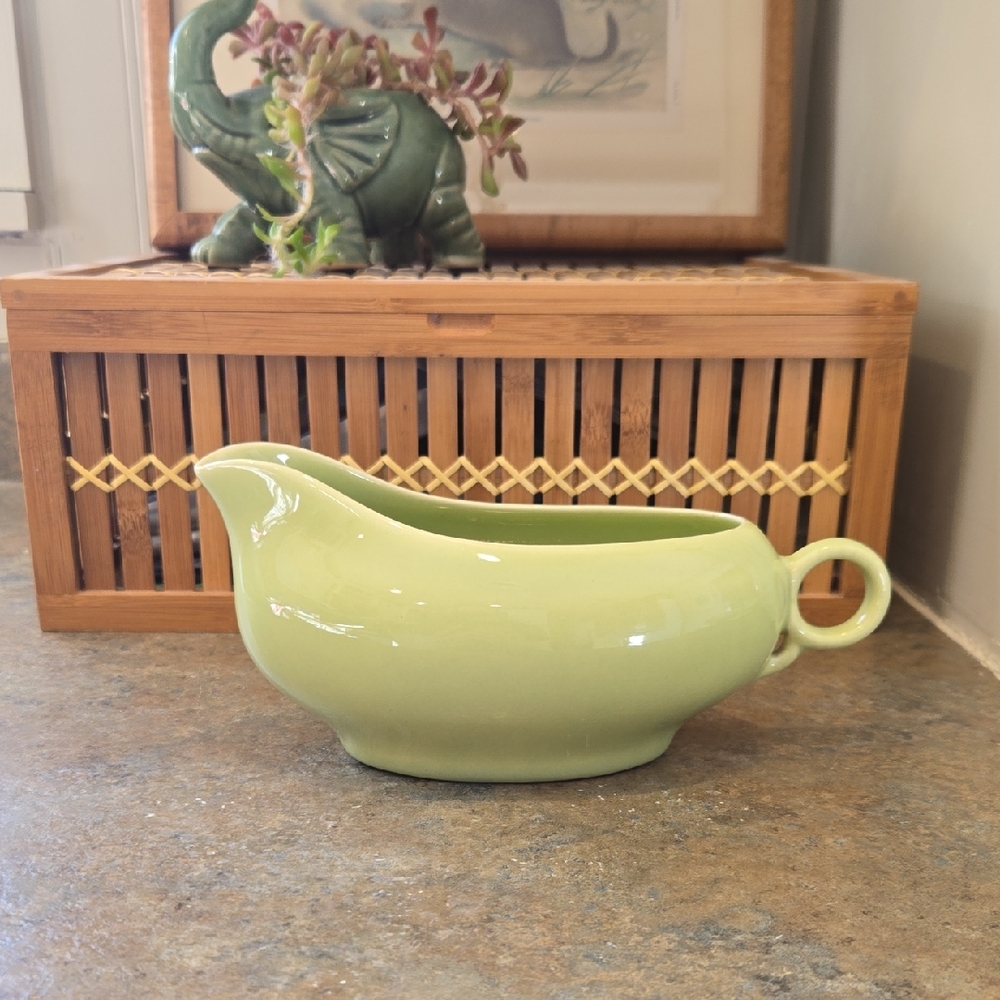 Vintage MCM Ballerina Oven Gravy Boat Chartruese
